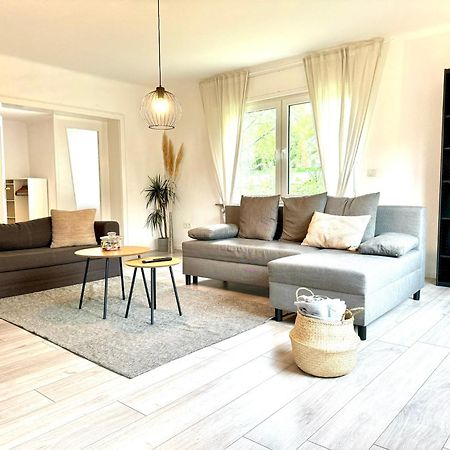 Grosszuegiges Apartment Mit Balkon Fuer Monteure Und Feriengaeste Dillingen/Saar Exterior foto
