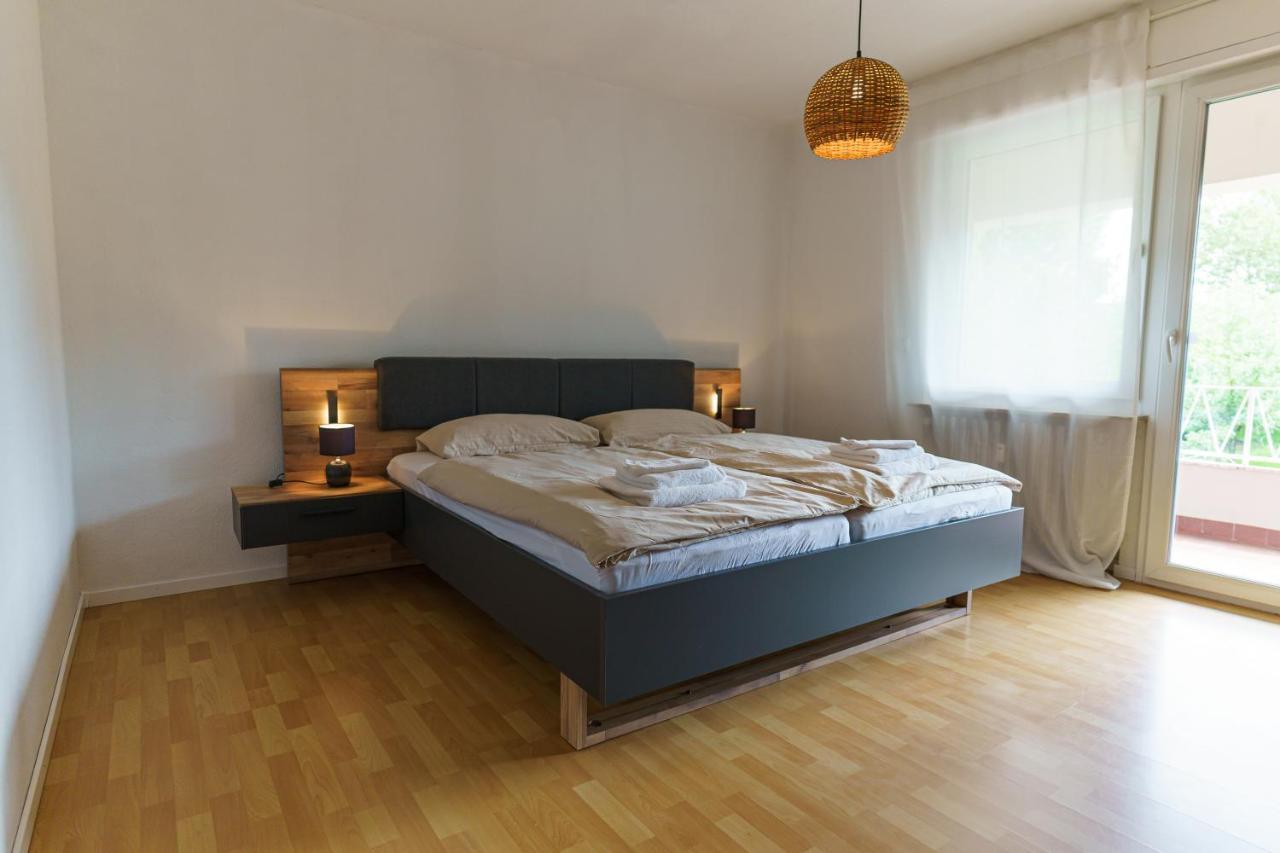 Grosszuegiges Apartment Mit Balkon Fuer Monteure Und Feriengaeste Dillingen/Saar Exterior foto